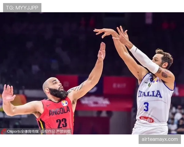 凯塞多展现强悍拦截能力，力助球队防线稳固表现抢眼