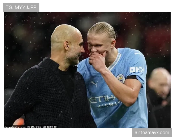 老特拉福德传奇再现：英超新王崛起闪耀辉煌赛场