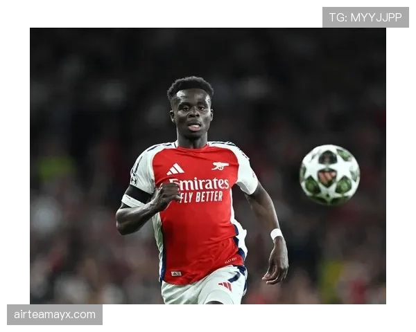 阿森纳球迷盛赞萨卡表现稳健,称其为球队新希望的年轻天才 阿森纳球迷盛赞萨卡表现稳健,称其为球队新希望的年轻天才